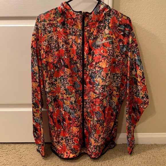 Nike Running Jacket - Picture 1 of 5